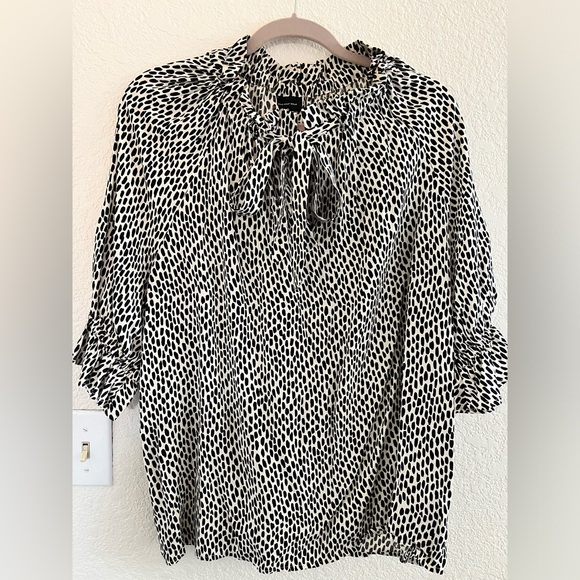Who What Wear Tops - Black and White Print Blouse